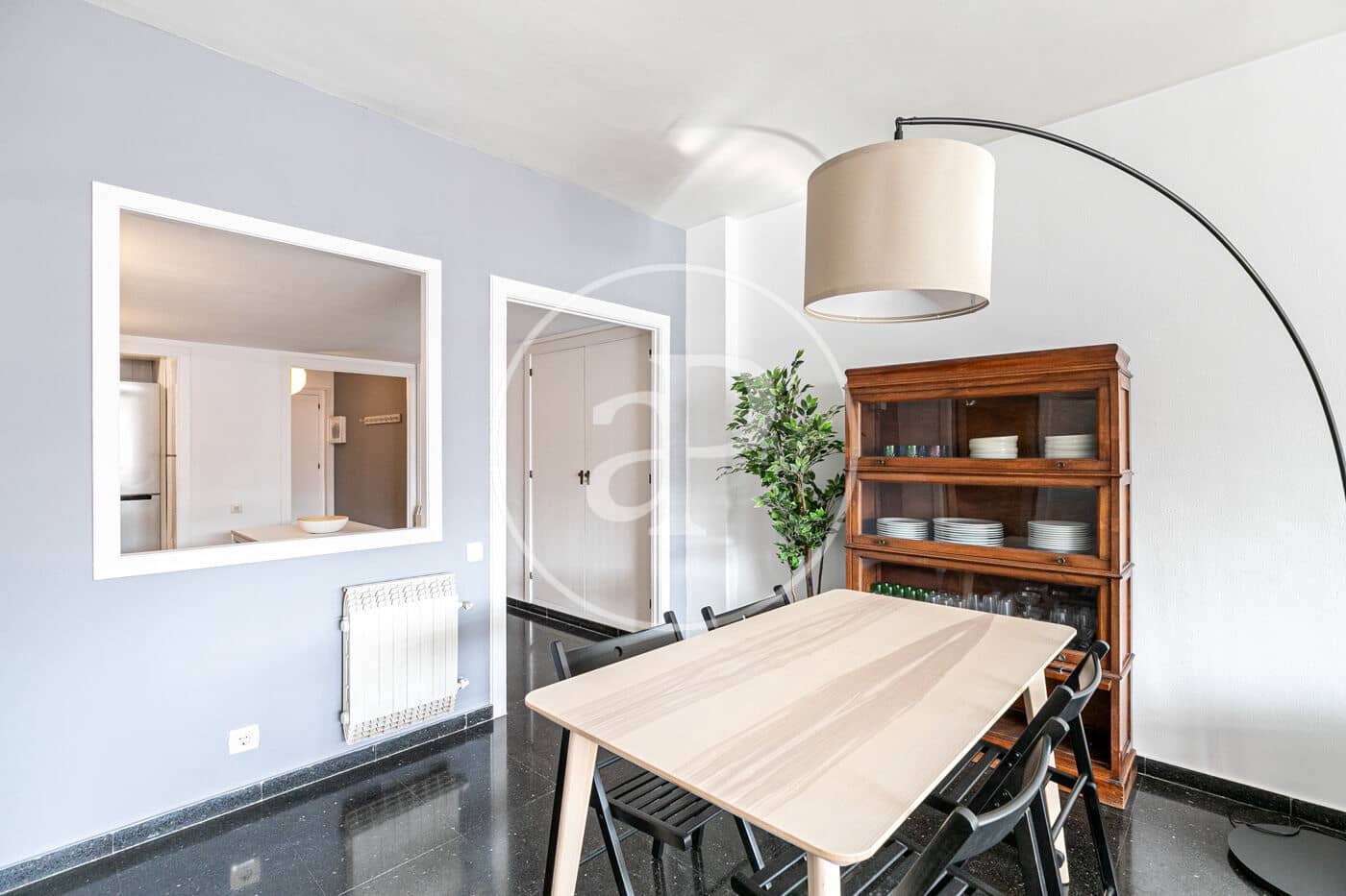 Apartamento de 4 habitaciones en Barcelona ciudad en venta con garaje - 780.000 € (Ref: 10129327)