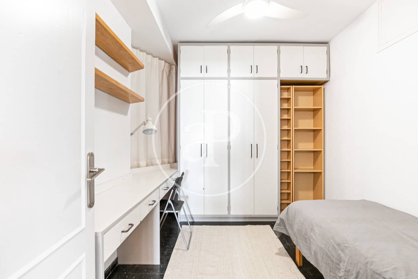 Apartamento de 4 habitaciones en Barcelona ciudad en venta con garaje - 780.000 € (Ref: 10129327)