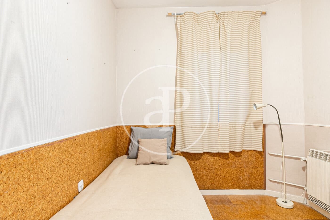 Apartamento de 4 habitaciones en Barcelona ciudad en venta con garaje - 780.000 € (Ref: 10129327)