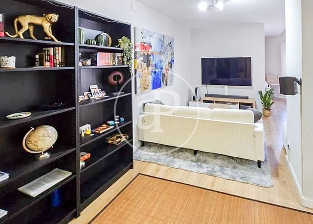 3 slaapkamer Appartement te koop in El Clot, Barcelona stad met garage - € 585.000 (Ref: 10129328)