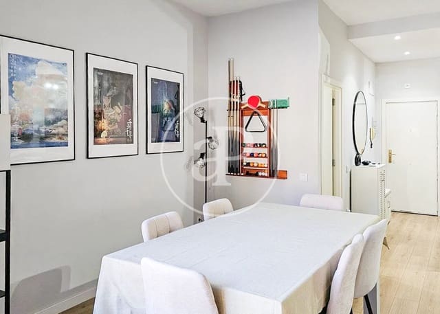 3 slaapkamer Appartement te koop in El Clot, Barcelona stad met garage - € 585.000 (Ref: 10129328)