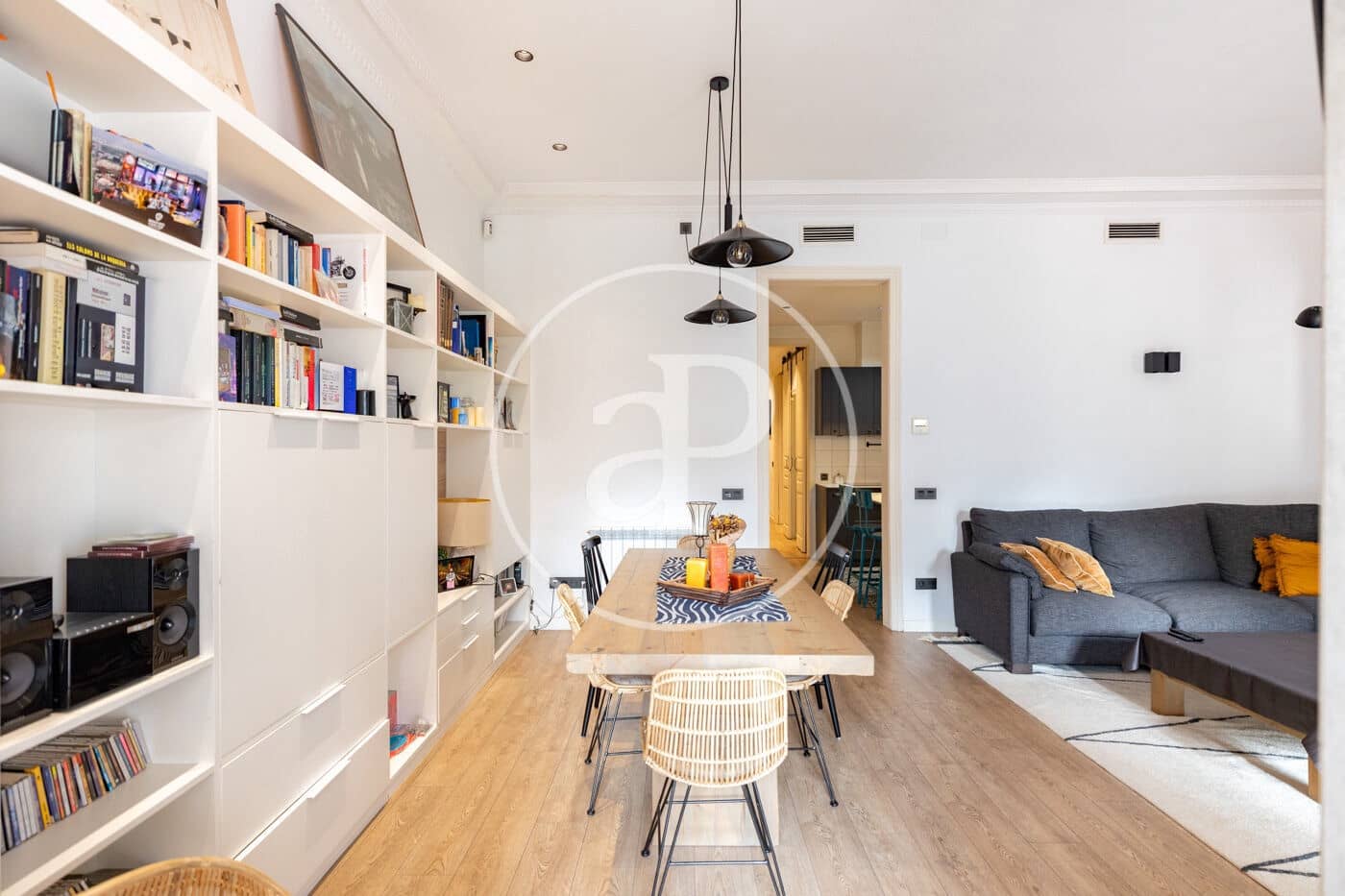 3 soveværelse Lejlighed til salg i Barcelona by - € 1.500.000 (Ref: 10131720)