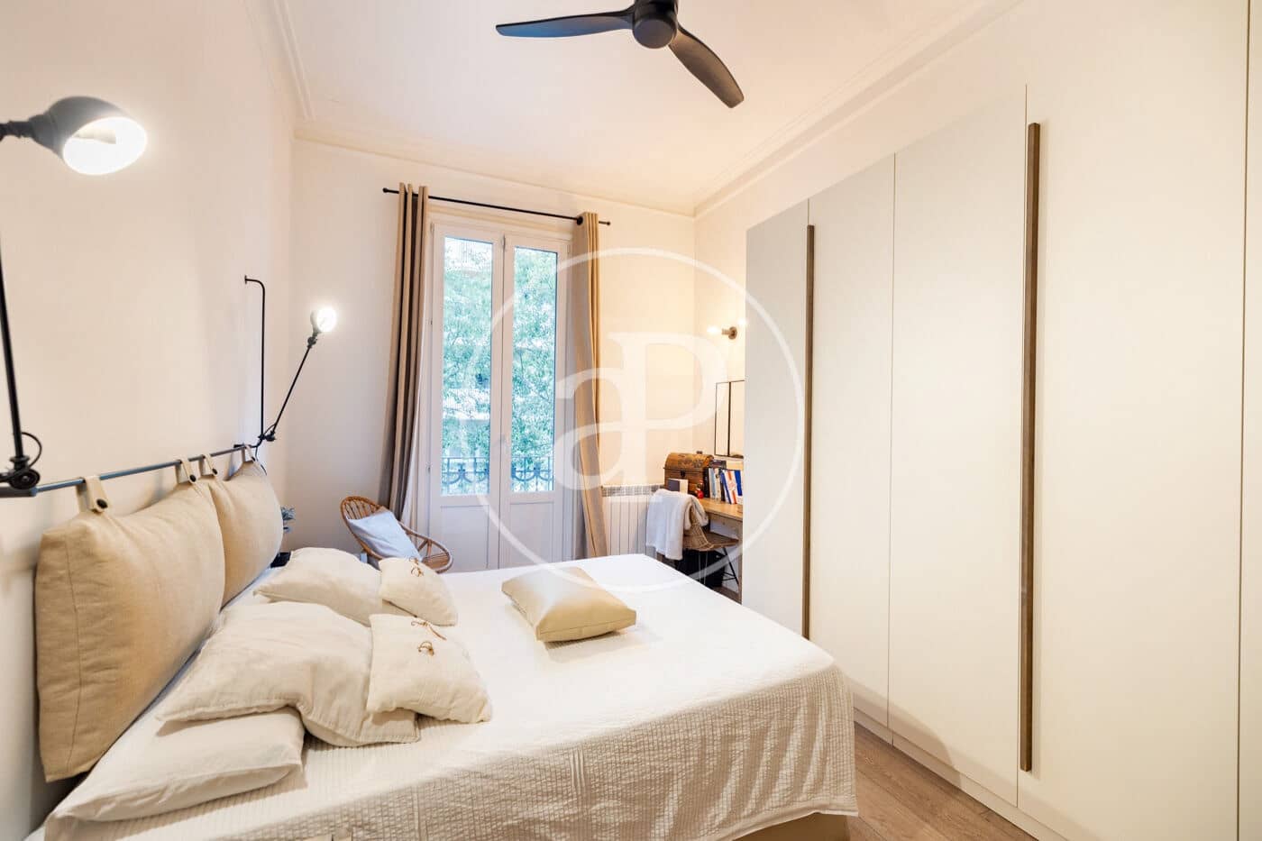 3 soveværelse Lejlighed til salg i Barcelona by - € 1.500.000 (Ref: 10131720)