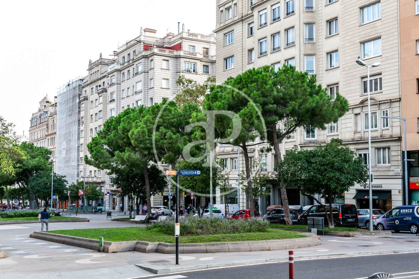 5 quarto Apartamento para arrendar em Barcelona cidade - 2 350 € (Ref: 10131723)