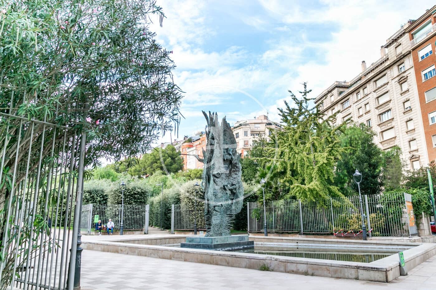 5 quarto Apartamento para arrendar em Barcelona cidade - 2 350 € (Ref: 10131723)