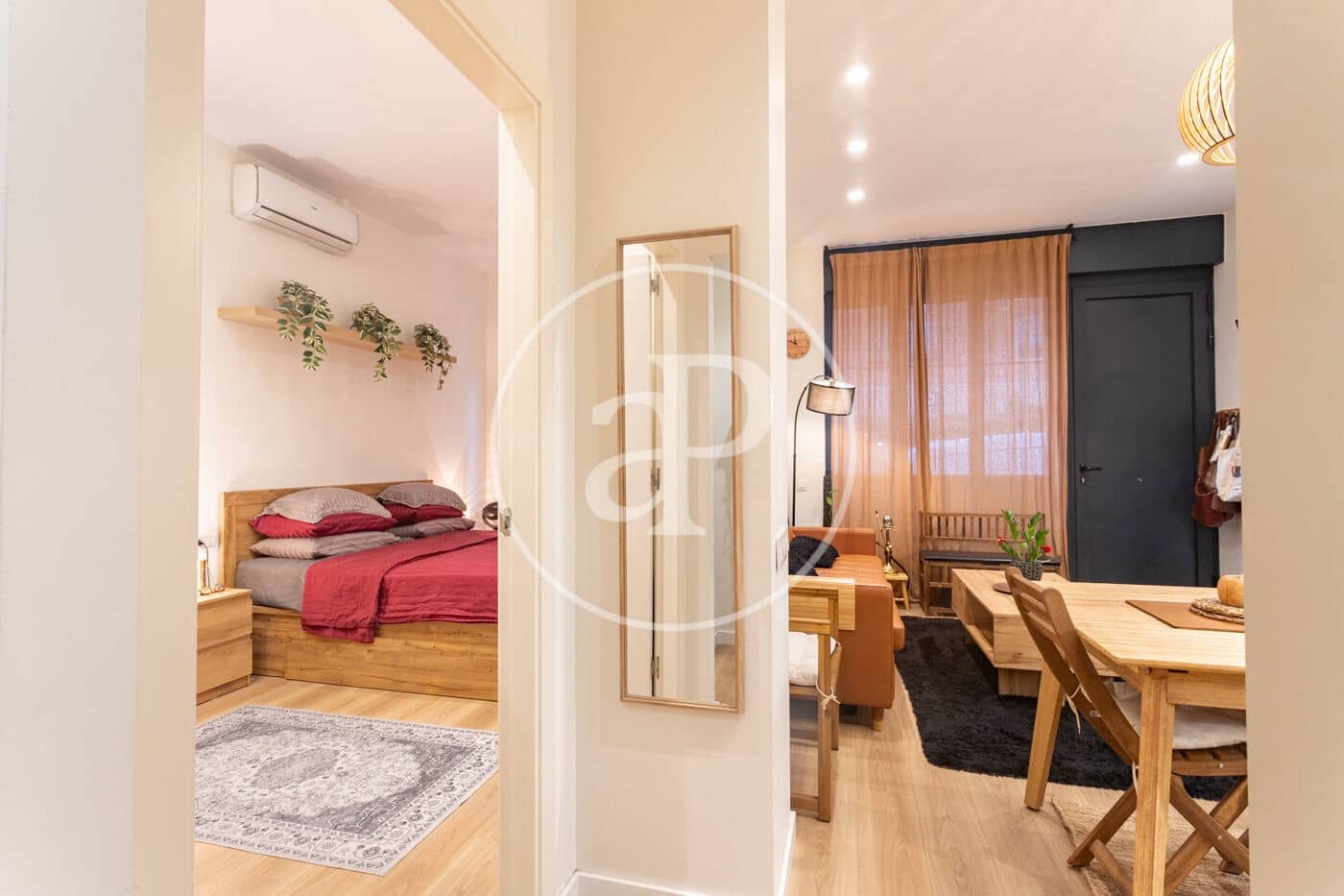 Apartamento de 2 habitaciones en Barcelona ciudad en venta - 379.000 € (Ref: 10131725)