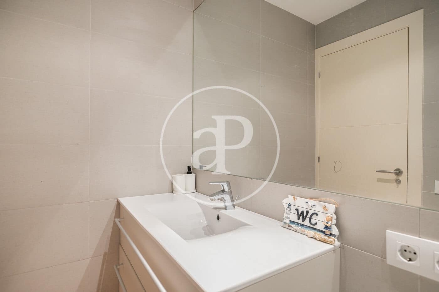 2 Zimmer Apartment zu vermieten in Barcelona Stadt - 2.559 € (Ref: 10131726)