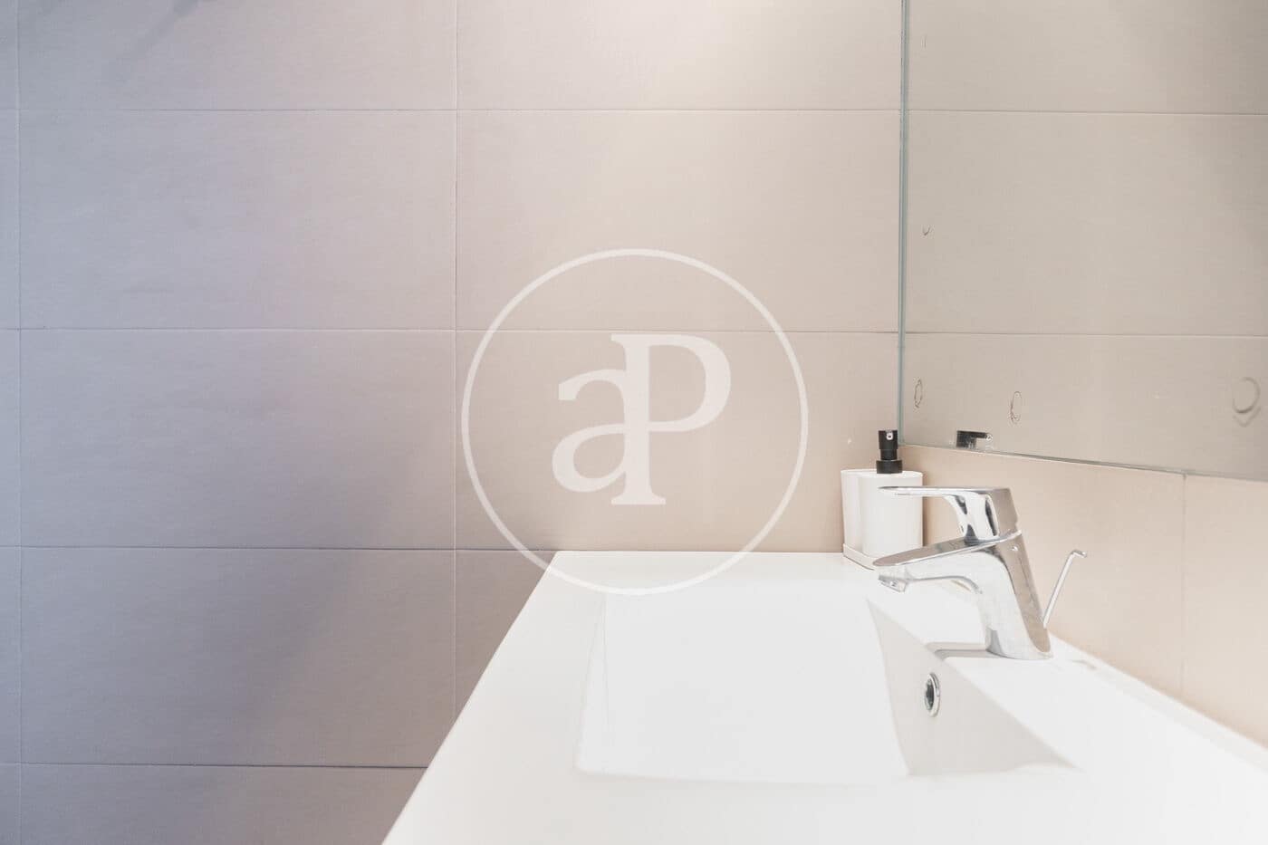 2 Zimmer Apartment zu vermieten in Barcelona Stadt - 2.559 € (Ref: 10131726)