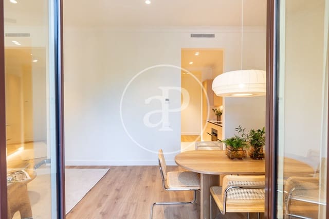 3 soveværelse Lejlighed til salg i La Sagrada Família, Barcelona by - € 1.295.000 (Ref: 10135972)