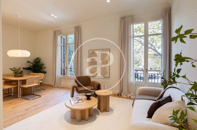 3 soveværelse Lejlighed til salg i La Sagrada Família, Barcelona by - € 1.295.000 (Ref: 10135972)