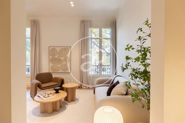 3 soveværelse Lejlighed til salg i La Sagrada Família, Barcelona by - € 1.295.000 (Ref: 10135972)
