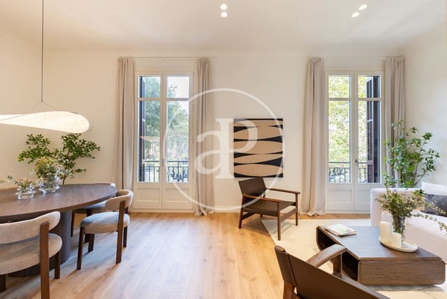 3 soveværelse Lejlighed til salg i La Sagrada Família, Barcelona by - € 1.295.000 (Ref: 10135973)