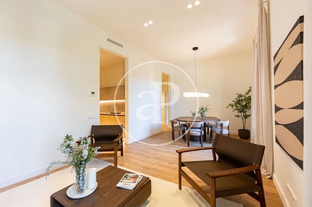 3 soveværelse Lejlighed til salg i La Sagrada Família, Barcelona by - € 1.295.000 (Ref: 10135973)