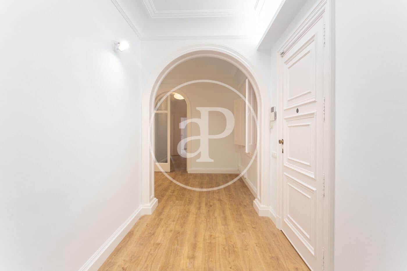 5 bedroom Apartment for rent in Barcelona city - € 5,600 (Ref: 10135974)