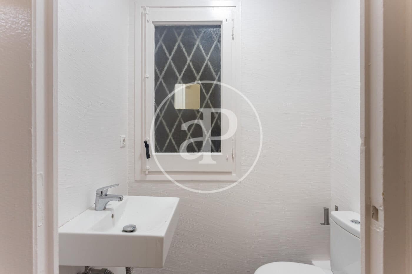 5 bedroom Apartment for rent in Barcelona city - € 5,600 (Ref: 10135974)