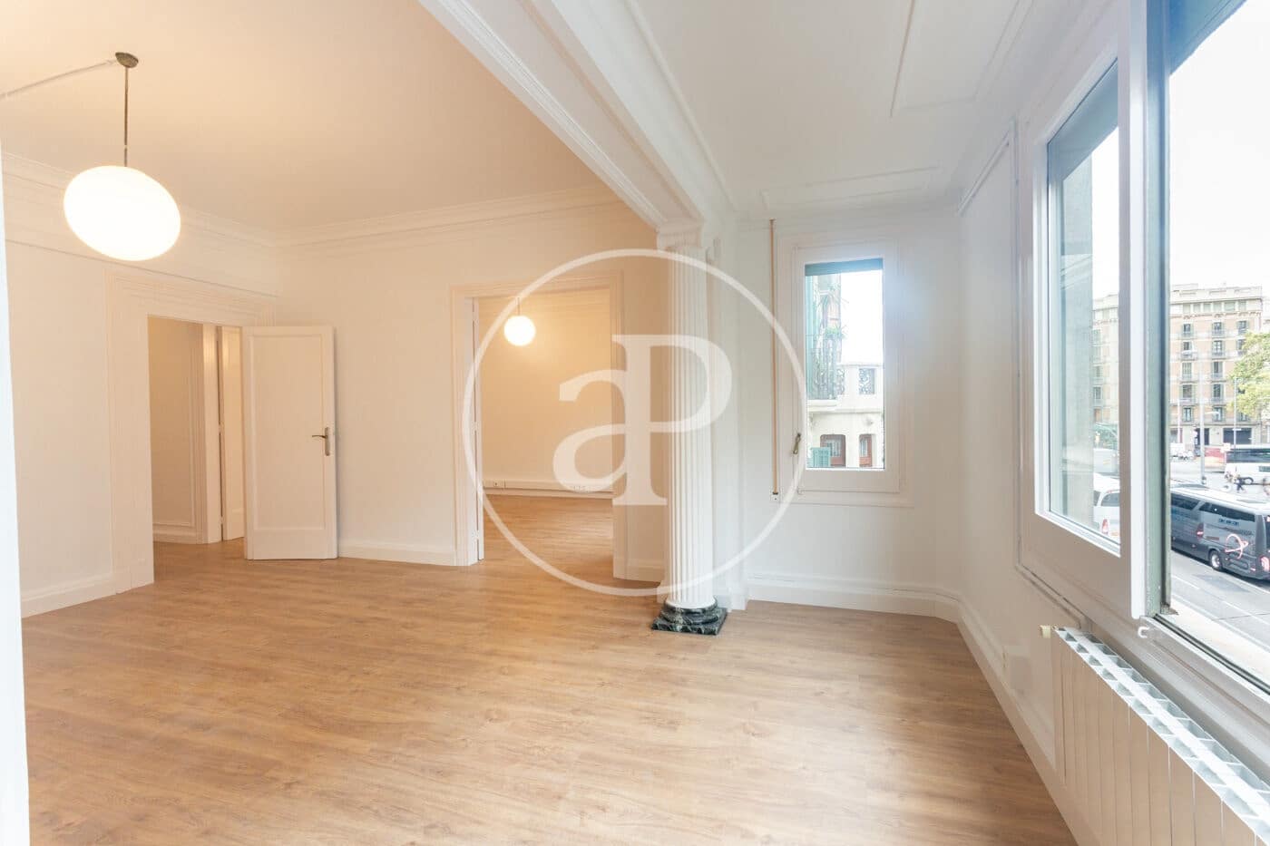 5 bedroom Apartment for rent in Barcelona city - € 5,600 (Ref: 10135974)