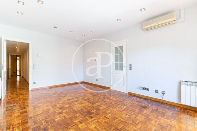 3 quarto Apartamento para venda em La Sagrada Família, Barcelona cidade - 650 000 € (Ref: 10142416)