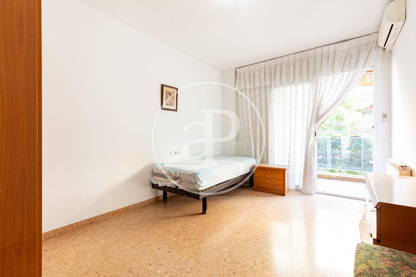 4 slaapkamer Appartement te koop in Cerdanyola del Valles met garage - € 480.000 (Ref: 10142417)
