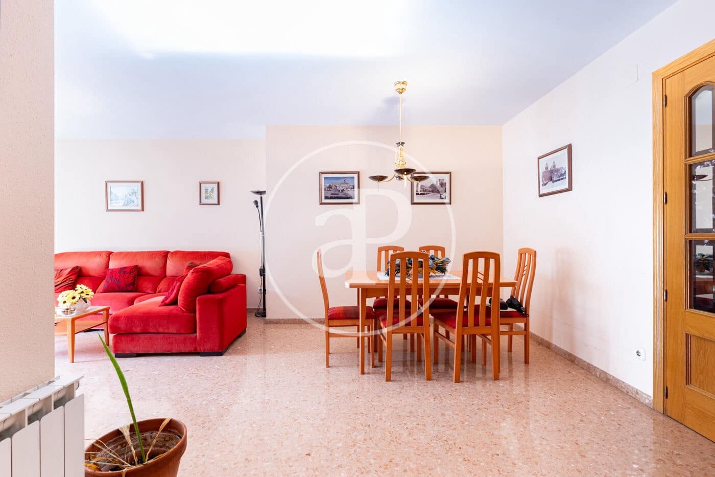 4 slaapkamer Appartement te koop in Cerdanyola del Valles met garage - € 480.000 (Ref: 10142417)