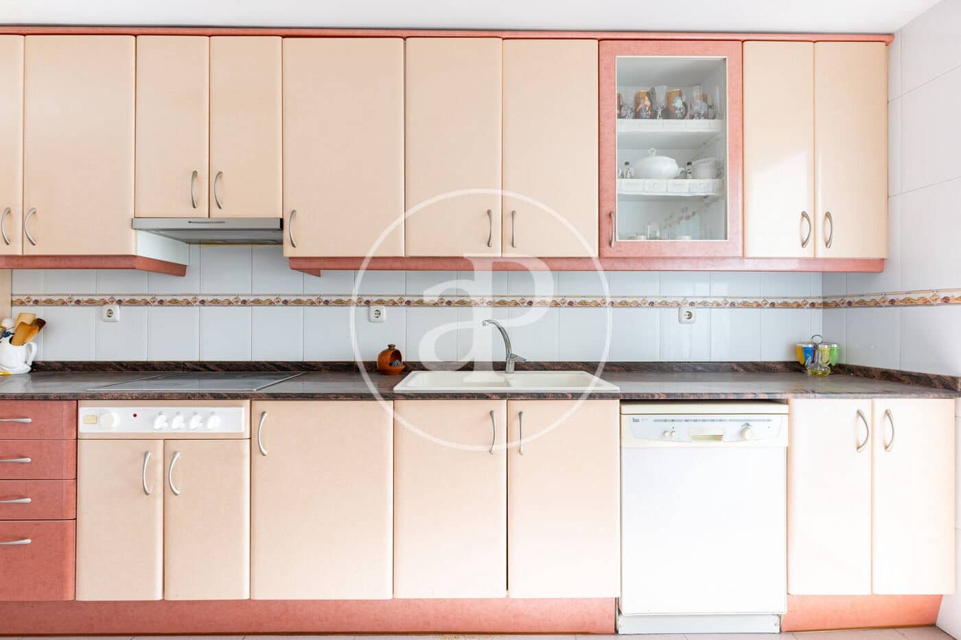 4 slaapkamer Appartement te koop in Cerdanyola del Valles met garage - € 480.000 (Ref: 10142417)