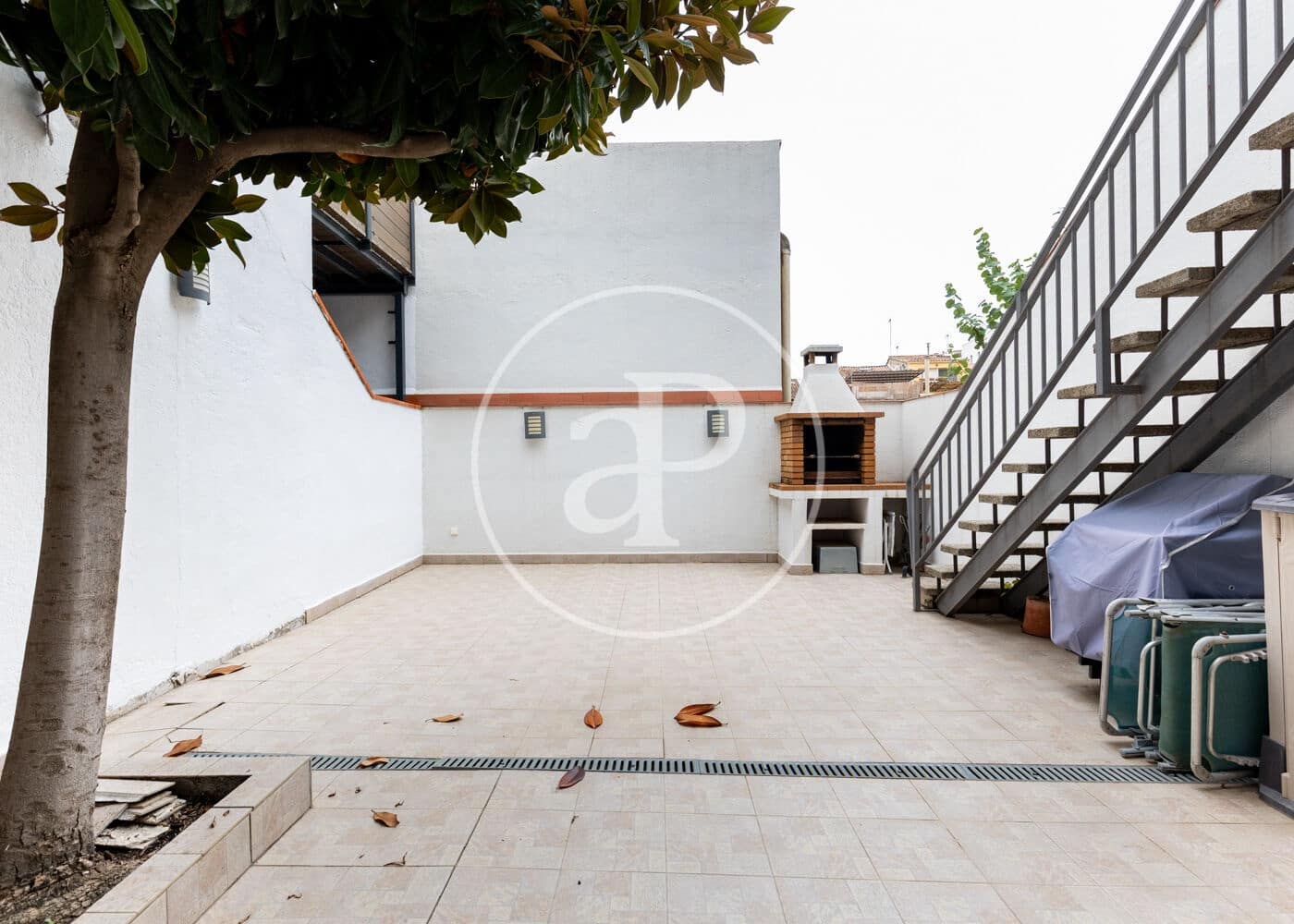 5 soveværelse Villa til salg i Sabadell med garage - € 670.000 (Ref: 10142418)
