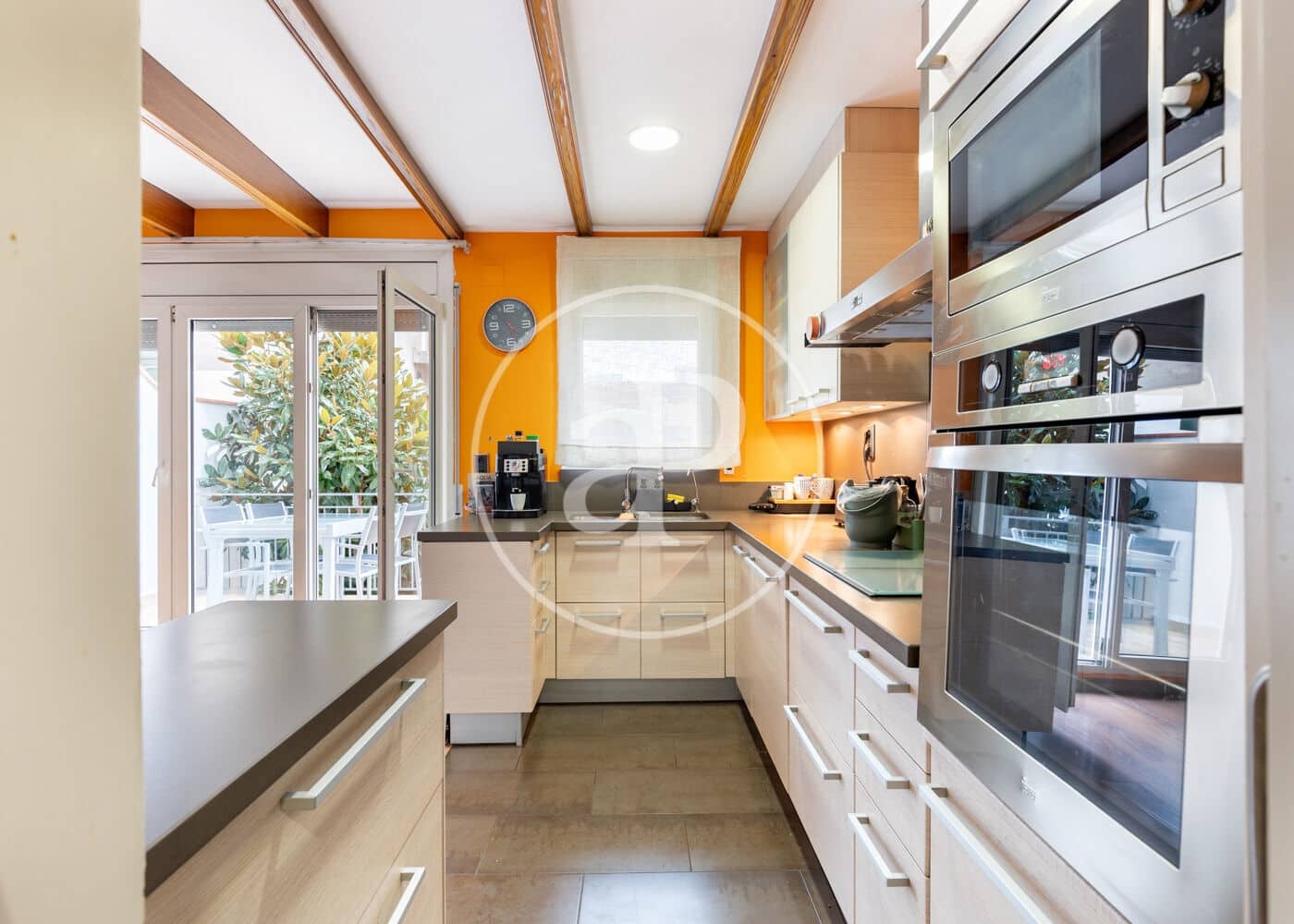 5 soveværelse Villa til salg i Sabadell med garage - € 670.000 (Ref: 10142418)