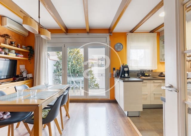 5 soveværelse Villa til salg i Sabadell med garage - € 670.000 (Ref: 10142418)