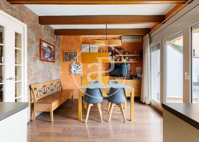 5 soveværelse Villa til salg i Sabadell med garage - € 670.000 (Ref: 10142418)