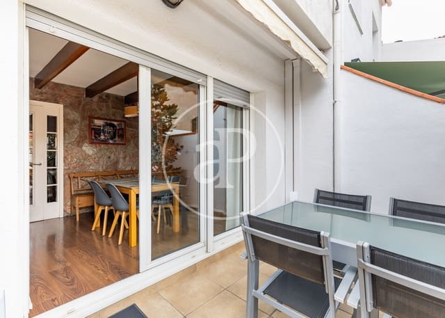 5 soveværelse Villa til salg i Sabadell med garage - € 670.000 (Ref: 10142418)
