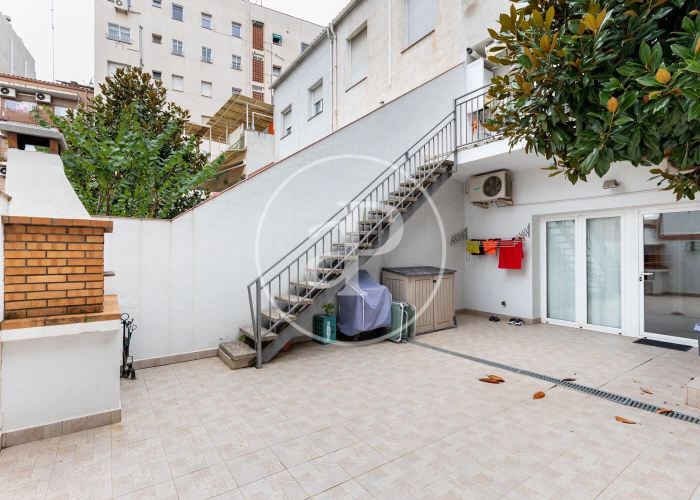 5 soveværelse Villa til salg i Sabadell med garage - € 670.000 (Ref: 10142418)
