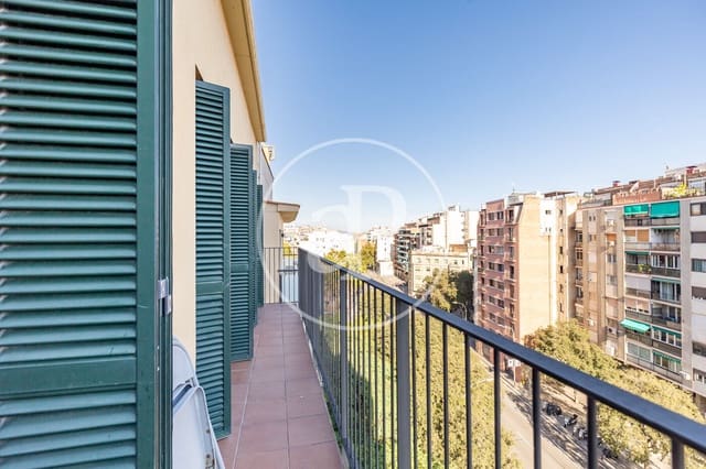 3 sypialnia Apartament na sprzedaż w La Sagrada Família, Miasto Barcelona z basenem - 695 000 € (Ref: 10147030)