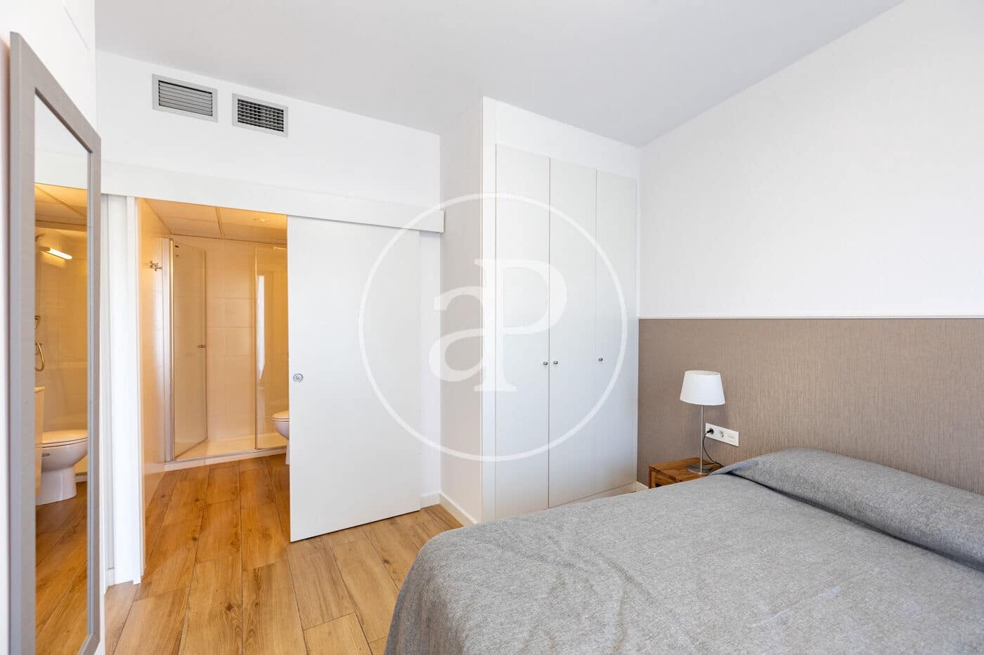 1 slaapkamer Appartement te koop in Barcelona stad met zwembad - € 380.000 (Ref: 10147031)