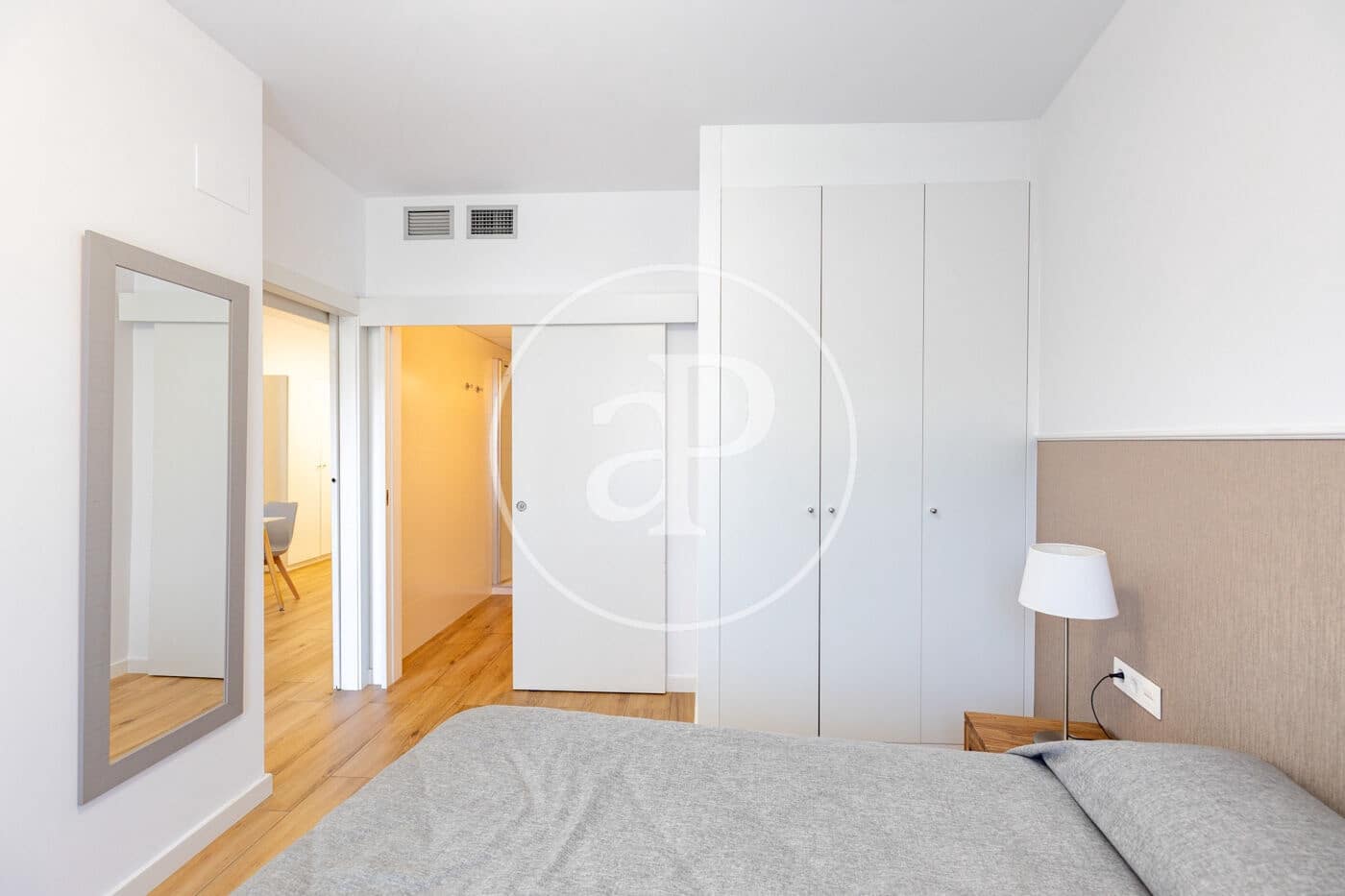 1 slaapkamer Appartement te koop in Barcelona stad met zwembad - € 380.000 (Ref: 10147031)