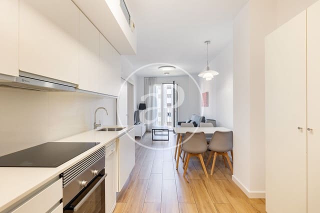 1 soveværelse Lejlighed til salg i La Sagrada Família, Barcelona by med swimmingpool - € 380.000 (Ref: 10147031)