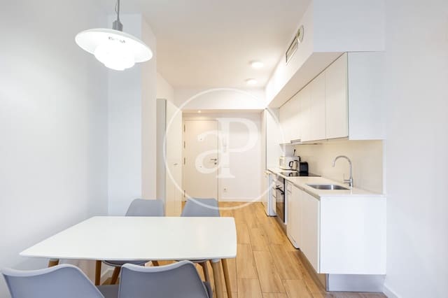 1 soveværelse Lejlighed til salg i La Sagrada Família, Barcelona by med swimmingpool - € 380.000 (Ref: 10147031)