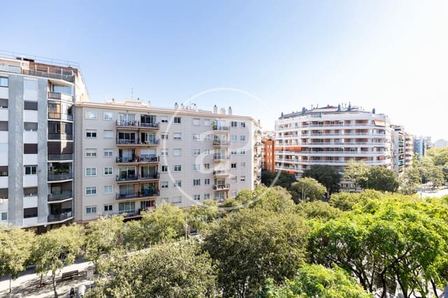 1 soveværelse Lejlighed til salg i La Sagrada Família, Barcelona by med swimmingpool - € 380.000 (Ref: 10147031)