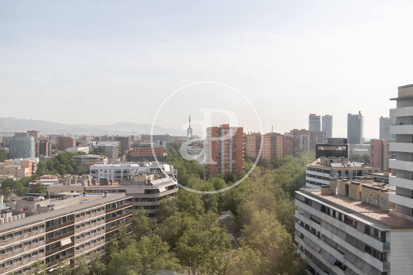 2 soveværelse Lejlighed til salg i Barcelona by med garage - € 665.000 (Ref: 10147032)