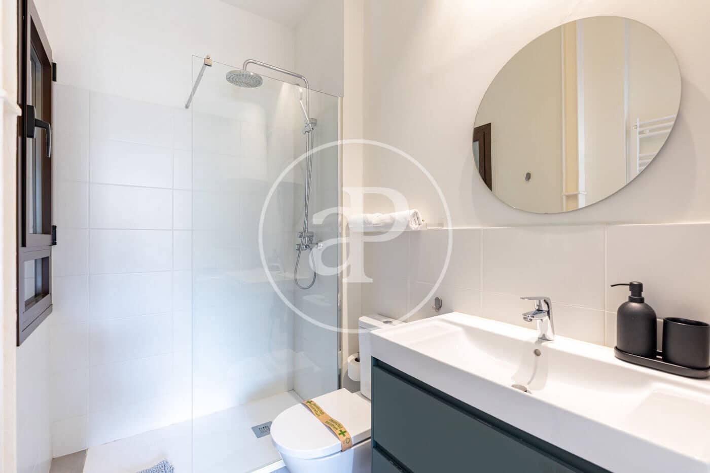 1 slaapkamer Appartement te koop in Barcelona stad - € 225.000 (Ref: 10147033)
