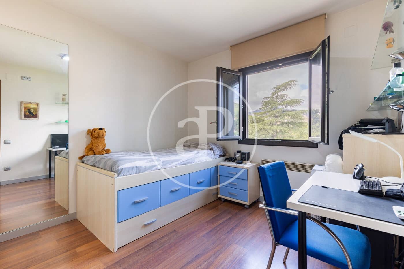 4 sypialnia Willa na sprzedaż w Castellar del Valles z basenem garażem - 565 000 € (Ref: 10148800)