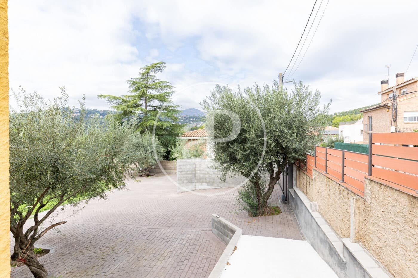 4 sypialnia Willa na sprzedaż w Castellar del Valles z basenem garażem - 565 000 € (Ref: 10148800)