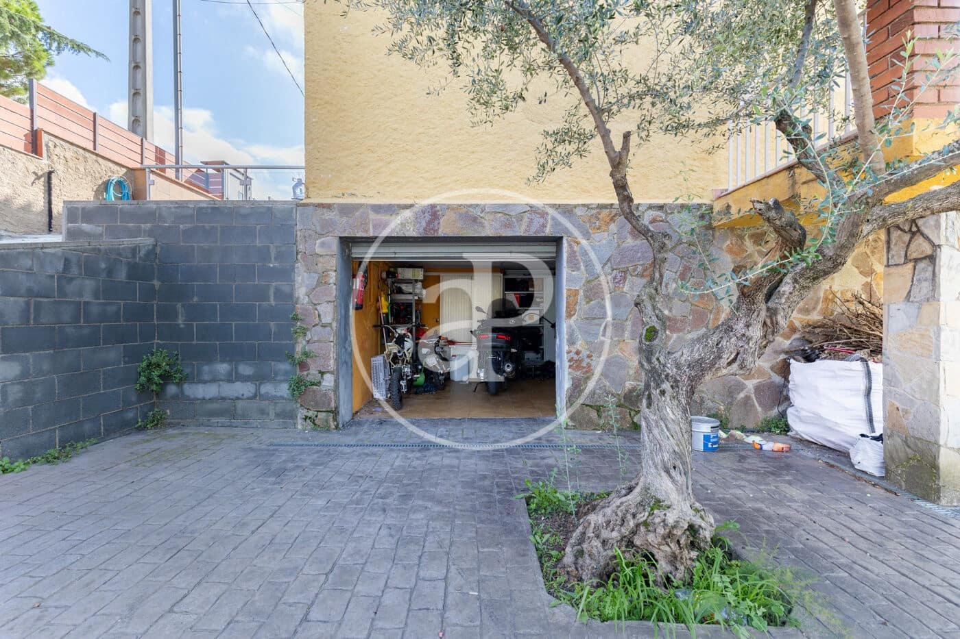 4 sypialnia Willa na sprzedaż w Castellar del Valles z basenem garażem - 565 000 € (Ref: 10148800)