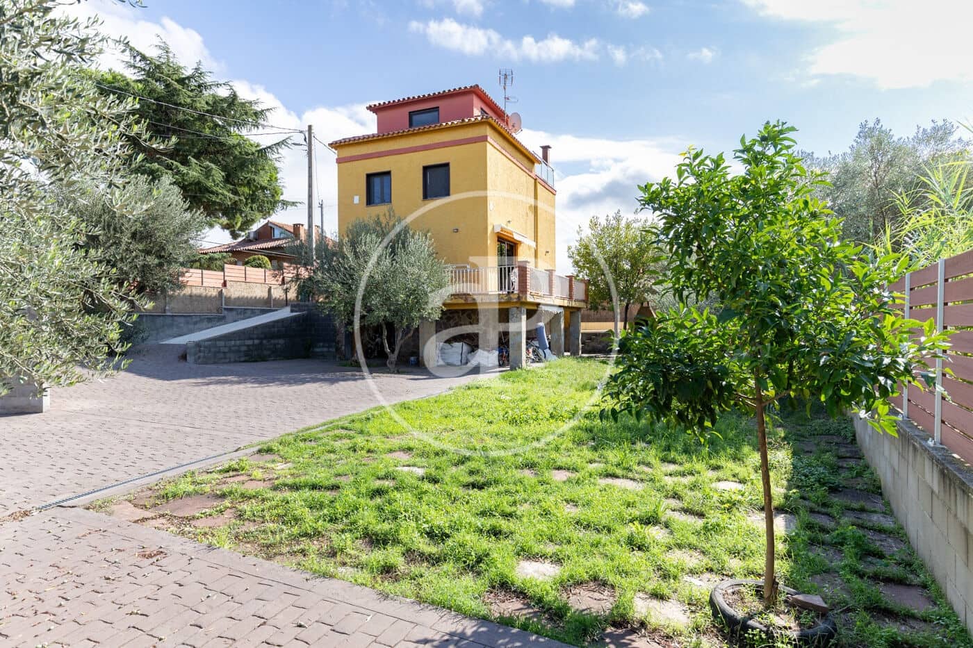 4 sypialnia Willa na sprzedaż w Castellar del Valles z basenem garażem - 565 000 € (Ref: 10148800)