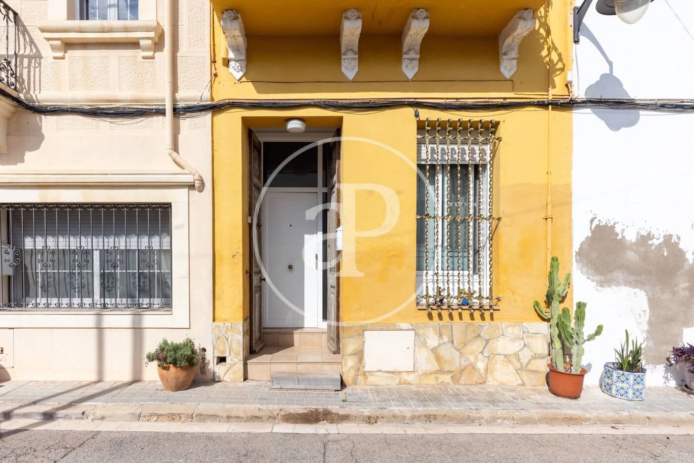 2 bedroom Villa for sale in Montgat - € 510,000 (Ref: 10148801)