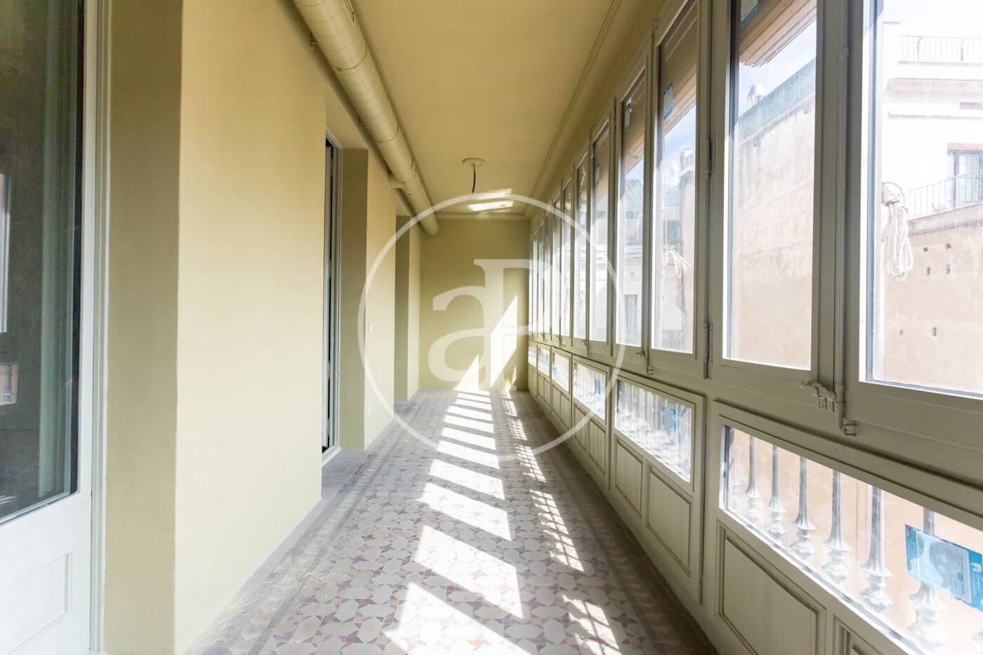 4 quarto Apartamento para arrendar em Barcelona cidade - 4 700 € (Ref: 10155237)