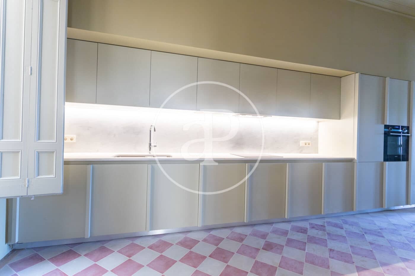 4 quarto Apartamento para arrendar em Barcelona cidade - 4 700 € (Ref: 10155237)