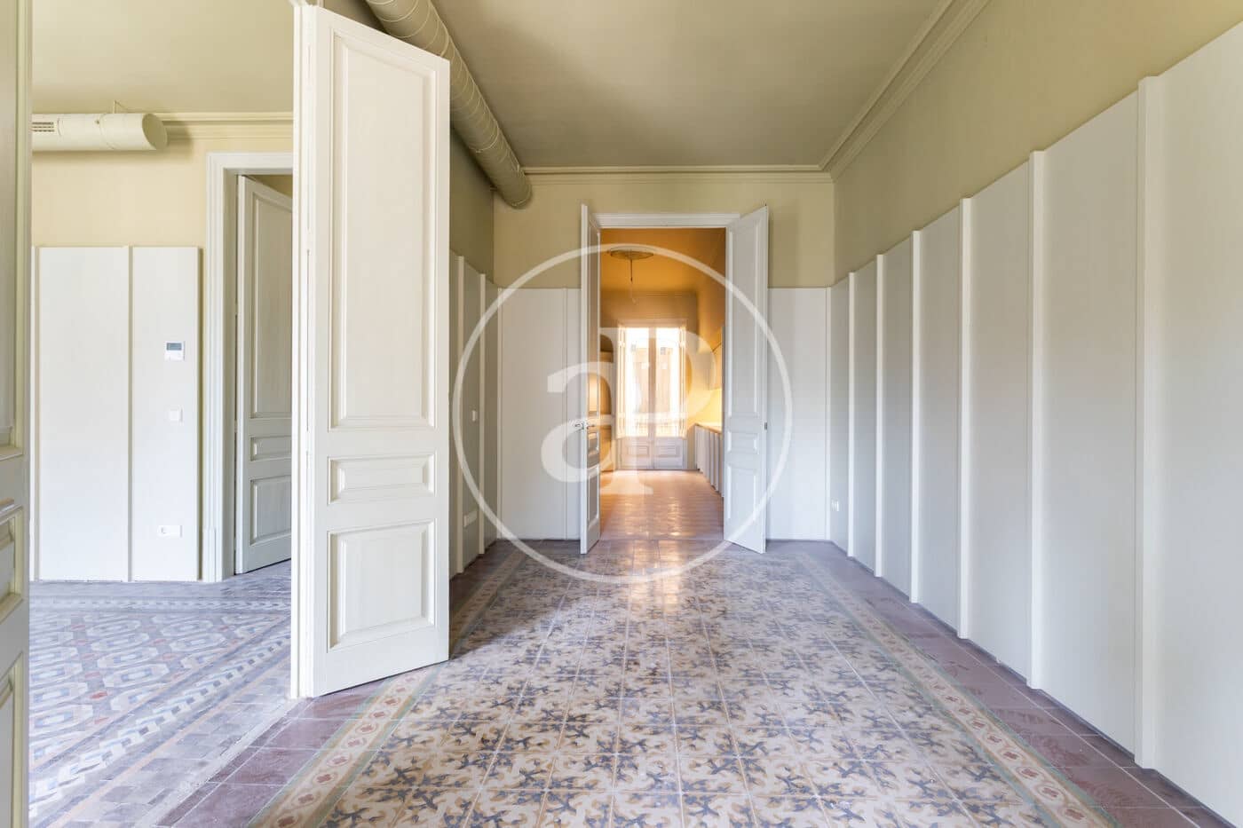 4 quarto Apartamento para arrendar em Barcelona cidade - 4 700 € (Ref: 10155237)
