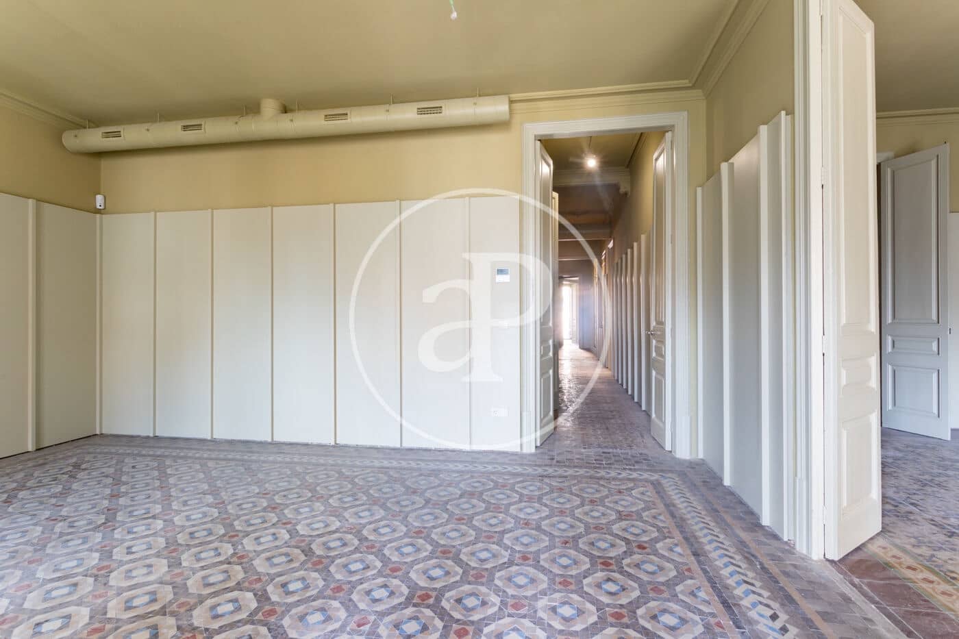 4 quarto Apartamento para arrendar em Barcelona cidade - 4 700 € (Ref: 10155237)
