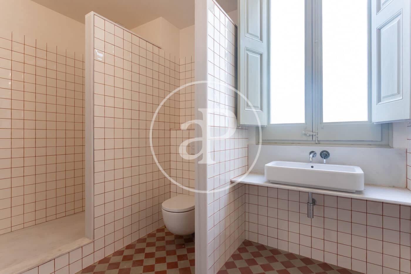 4 quarto Apartamento para arrendar em Barcelona cidade - 4 700 € (Ref: 10155237)