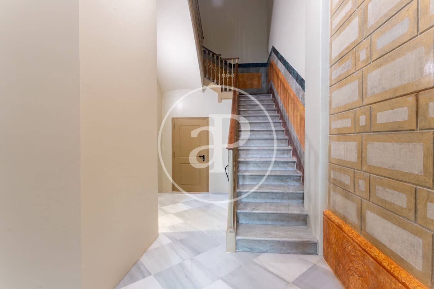 4 quarto Apartamento para arrendar em Barcelona cidade - 4 700 € (Ref: 10155237)