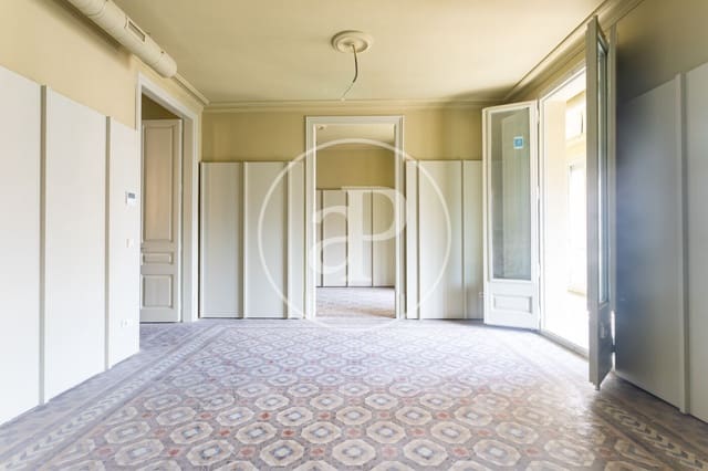 4 quarto Apartamento para arrendar em La Dreta de L'Eixample, Barcelona cidade - 4 700 € (Ref: 10155237)